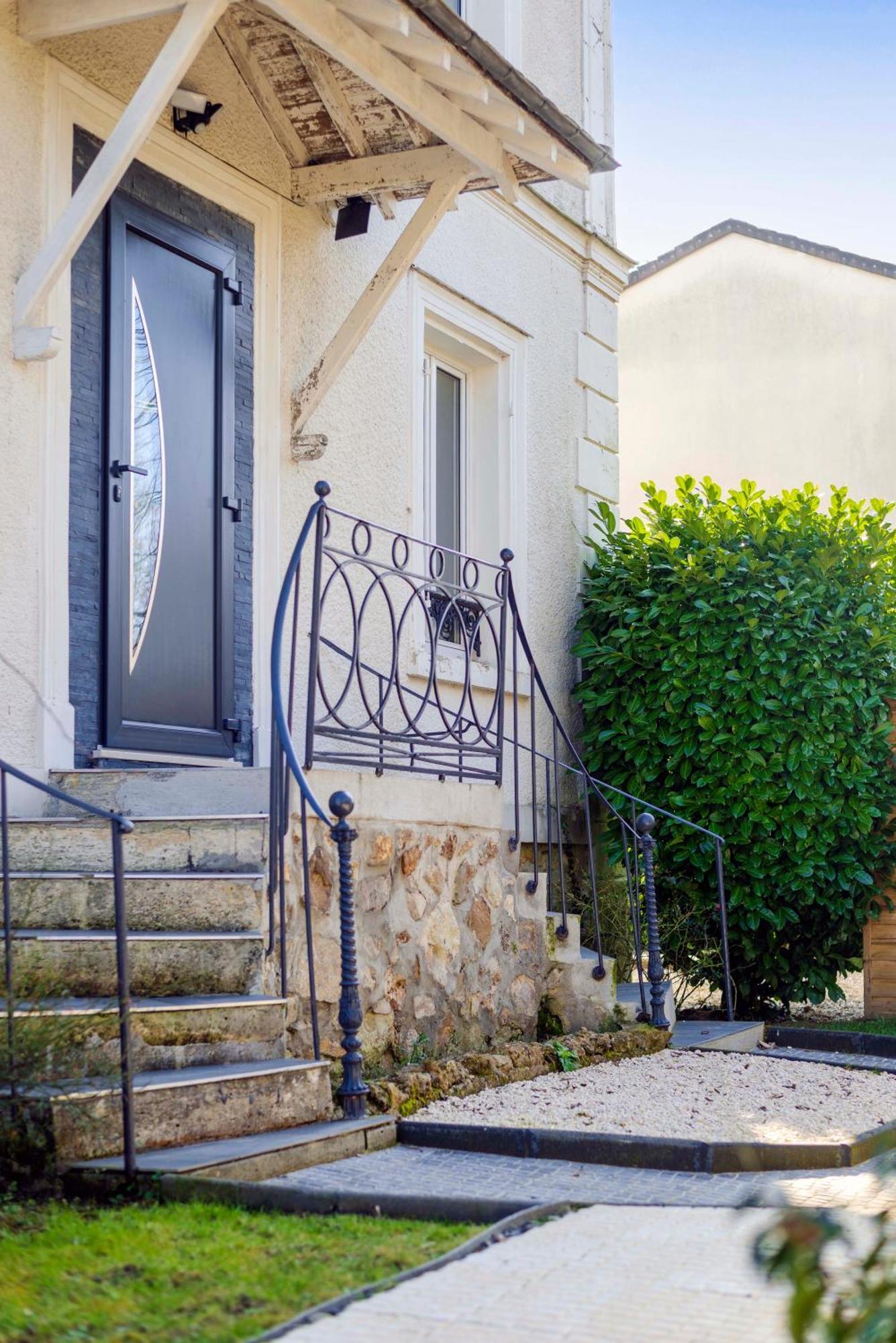 Jungle - Magnifique Appartement Avec Parking Prive - Paris-Disney & Cdg A 25 Minutes Pomponne Esterno foto